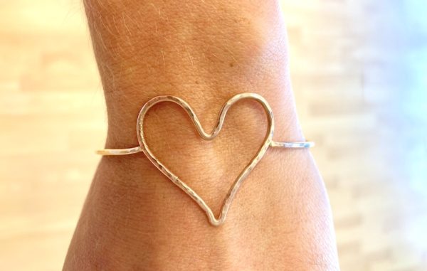 Open Heart Bangle - Image 2