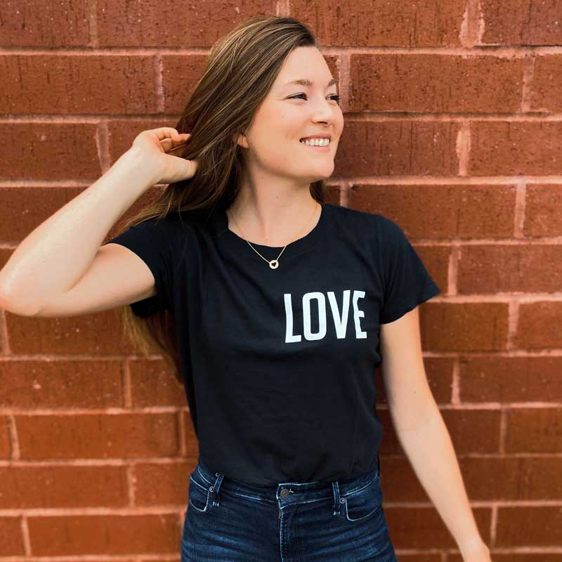 Love Ollie Shop girl with Love t-shirt