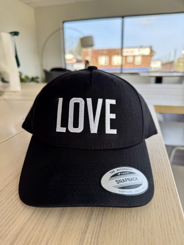 LOVE Hat
